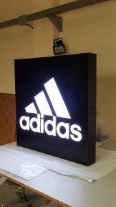 รับงานแกะผิวเลเซอร์ รับงานแกะผิวเลเซอร์,รับทำป้ายอะคริลิค,รับทำป้ายทุกชนิด,อะคริลิคแปรรูป,รับทำตู้โชว์สินค้า,รับทำงานตัวอักษรอะคริลิค,รับงานไดคัทเลเซอร์,โล่อะคริลิค,รับพิมพ์ป้ายไวนิล,รับทำกล่องอะคริลิค,รับทำป้ายบริษัท,รับทำอะคริลิคตามแบบ,รับทำตู้ไฟ,แสตนด์อะคริลิค,รับทำงานตัวอักษรโลหะ,แผ่นอะคริลิคทุกชนิด,โรงงานอะคริลิค บางบอน,โรงงานอะคริลิค บางแค,รับทำงาน CNC,รับทำป้ายไฟ LED,รับทำอิงค์เจ็ท indoor outdoor