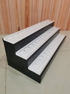 ชั้นอะคริลิคโชว์สินค้า