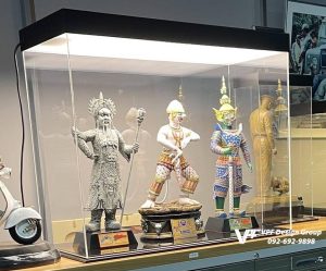 กล่องครอบโมเดลแบบมีไฟ