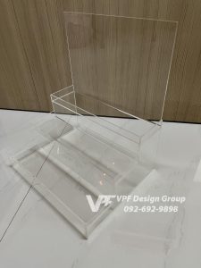 กล่องอะคริลิคขั้นบันได