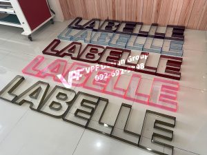 ตัวอักษรอะคริลิค