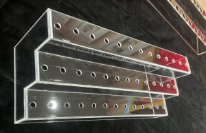 อะคริลิคขั้นบันได โชว์สินค้า